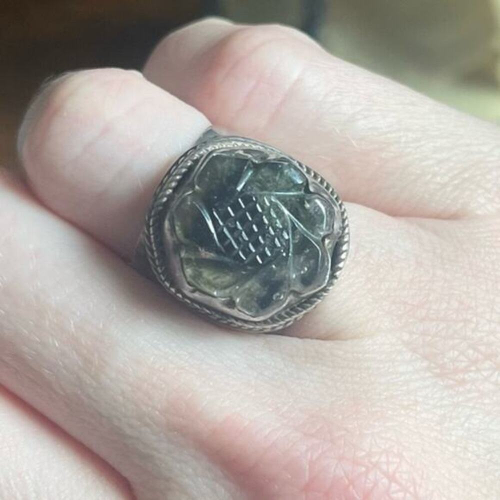 Vintage Carved Pale Green Flower Stone Wide Band Chunky 925 Sterling Silver Ring
